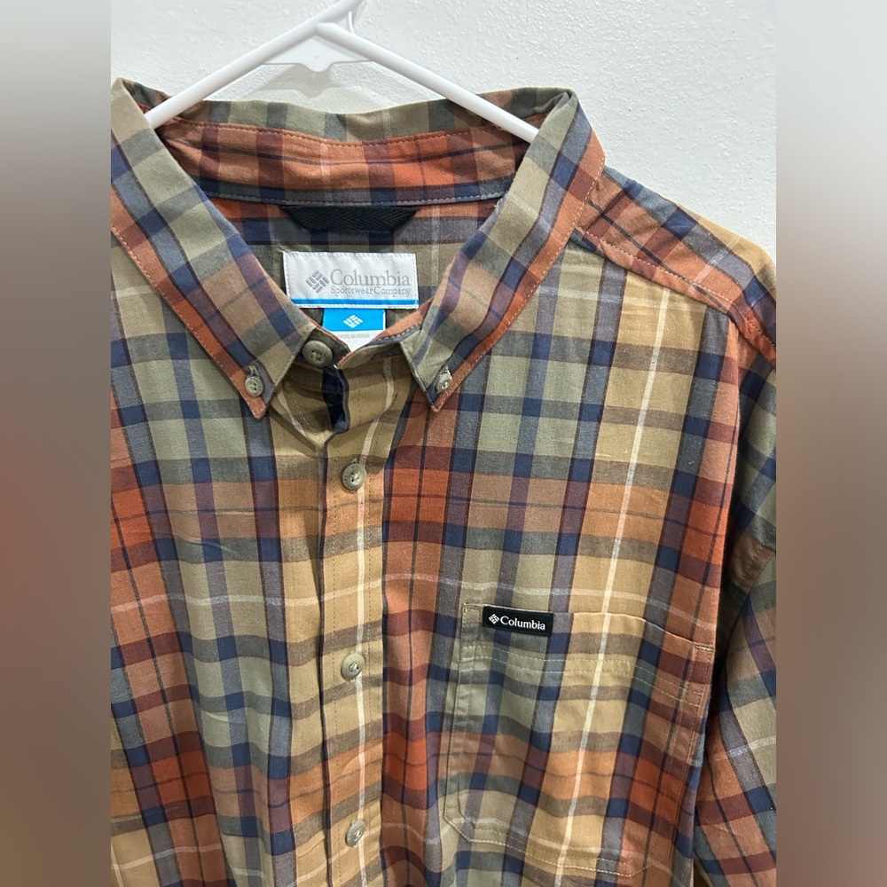 Columbia button down shirt long sleeve
